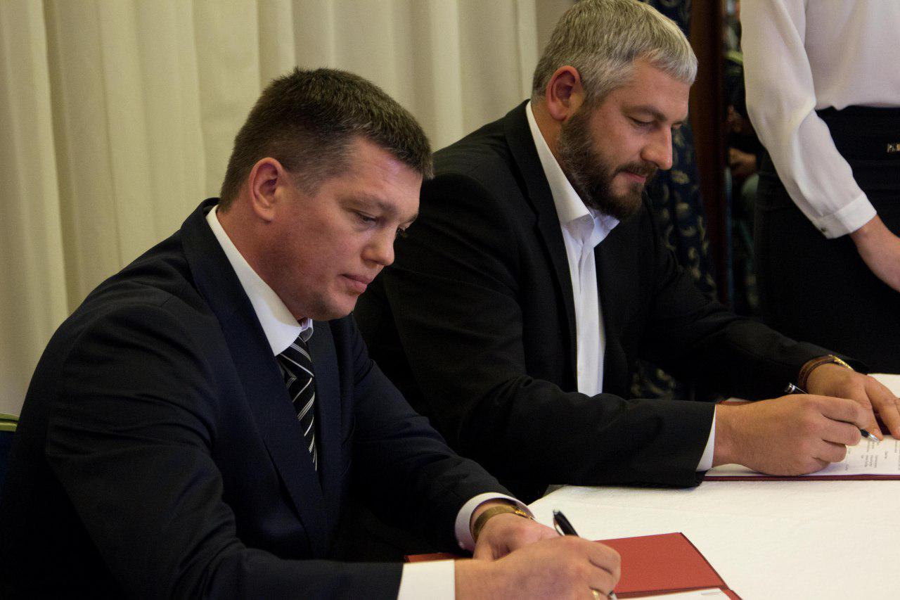 Подписано соглашение о сотрудничестве между Федерацией профсоюзов ДНР и «Русской общиной Крыма»