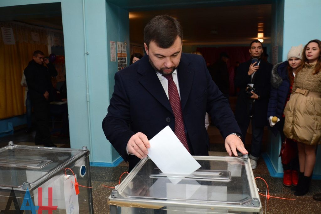 Пушилин в Донецке проголосовал на выборах Главы ДНР и депутатов Народного Совета