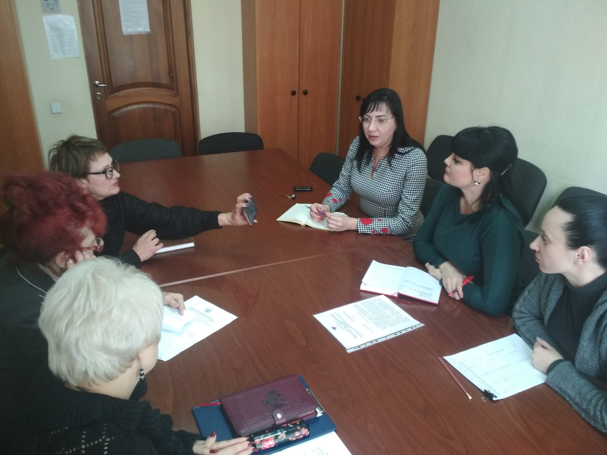 В рамках работы общественных приемных были рассмотрены вопросы по Куйбышевском району Донецка