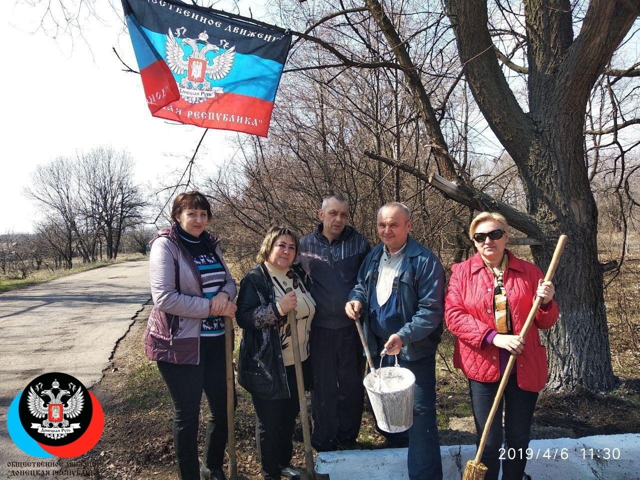 Активисты МО ОД «ДР» в Калининском районе города Горловка приняли участие в Общереспубликанском субботнике 