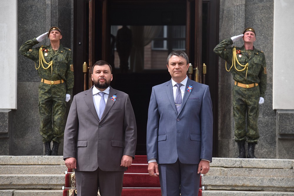 Глава ДНР Денис Пушилин примет участие в торжествах по случаю Дня Луганской Народной Республики