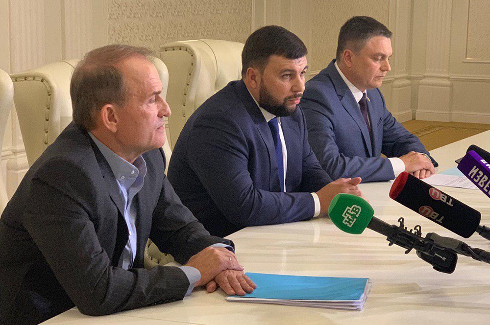 По итогам переговоров в Минске достигнута договоренность о передаче Киеву четырех украинских военнопленных