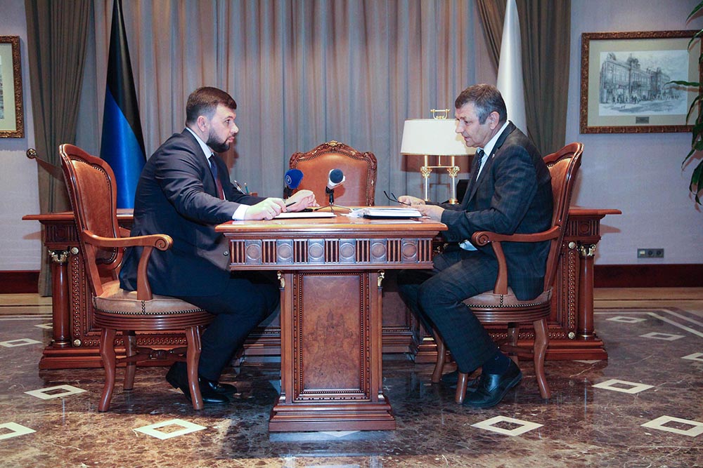 Глава ДНР Денис Пушилин провел рабочую встречу по итогам вступительной кампании