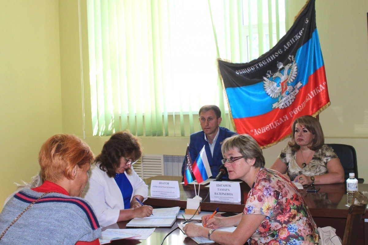 Заместитель министра здравоохранения ДНР Тамара Цыганок провела выездной прием в Шахтерске