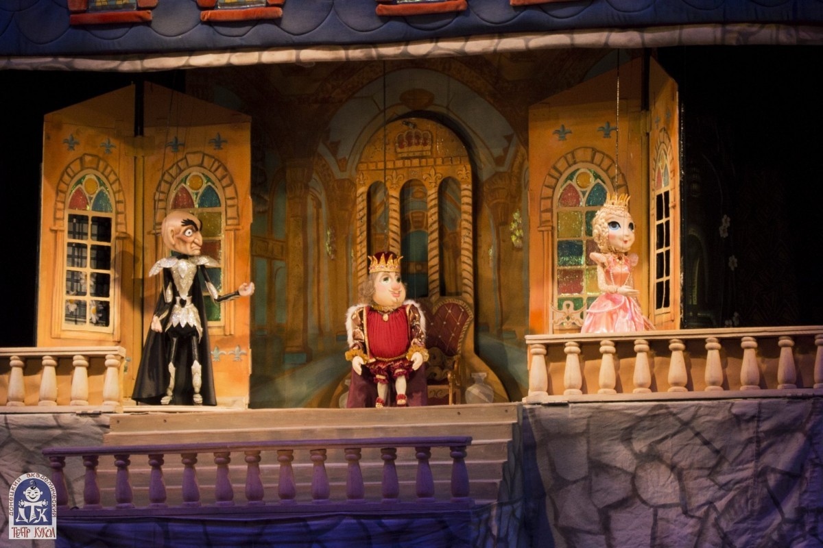 Спектакль в Театре кукол не только для детей