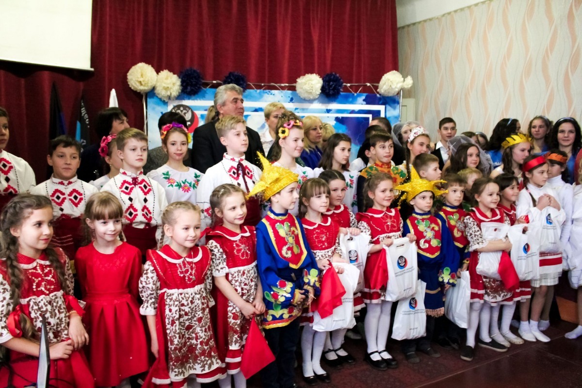 В Макеевке отметили День Республики Крым