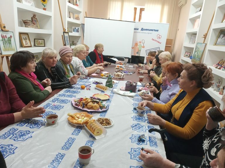 В Донецке продолжается реализация проекта «Активное долголетие»