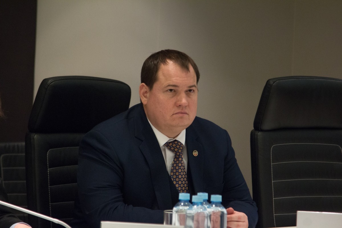 Алексей Муратов: Украина готовится к силовому варианту решения конфликта в Донбассе