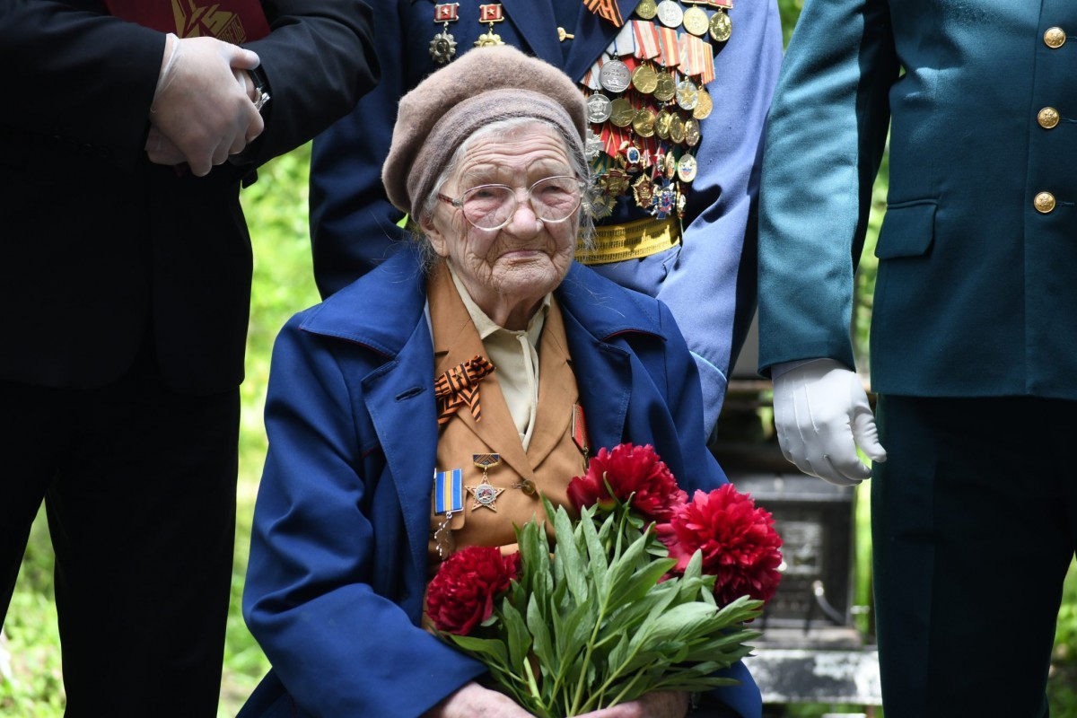Парад для смелого сержанта – Марии Нефедовой