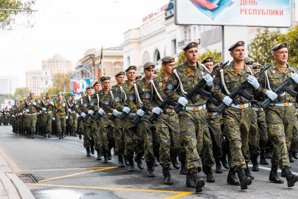В связи с проведением репетиций и военного парада в центральной части Донецка будет ограничено движение всех видов транспорта