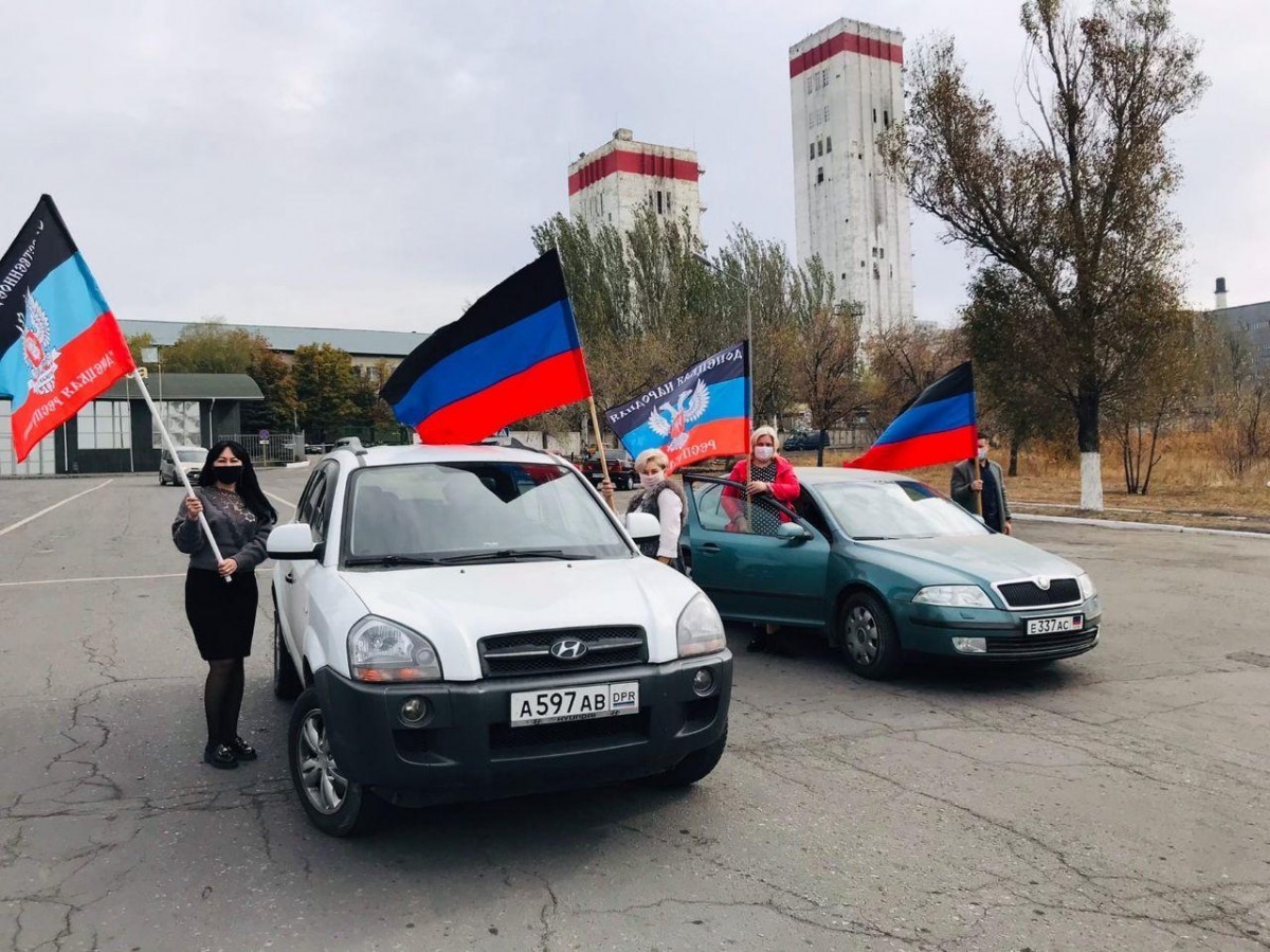 В Кировском прошел автопробег «Флаг моего государства»