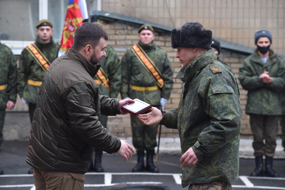 Денис Пушилин наградил бойцов 1-го Гвардейского батальона специального назначения