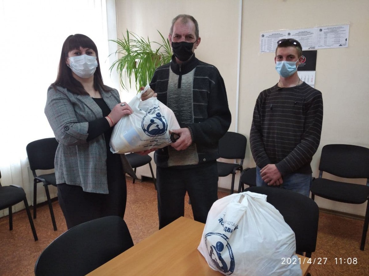 Штаб по работе с прифронтовыми районами оказал помощь жителям Горловки