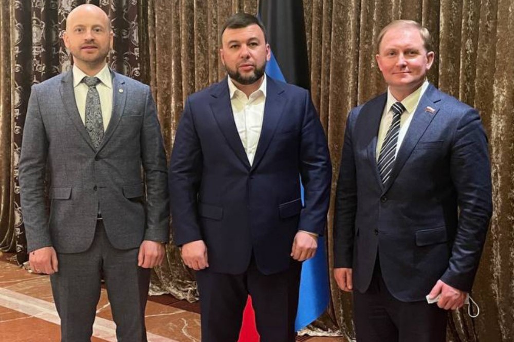 Денис Пушилин провел встречу в Донецке с представителями ЛДПР