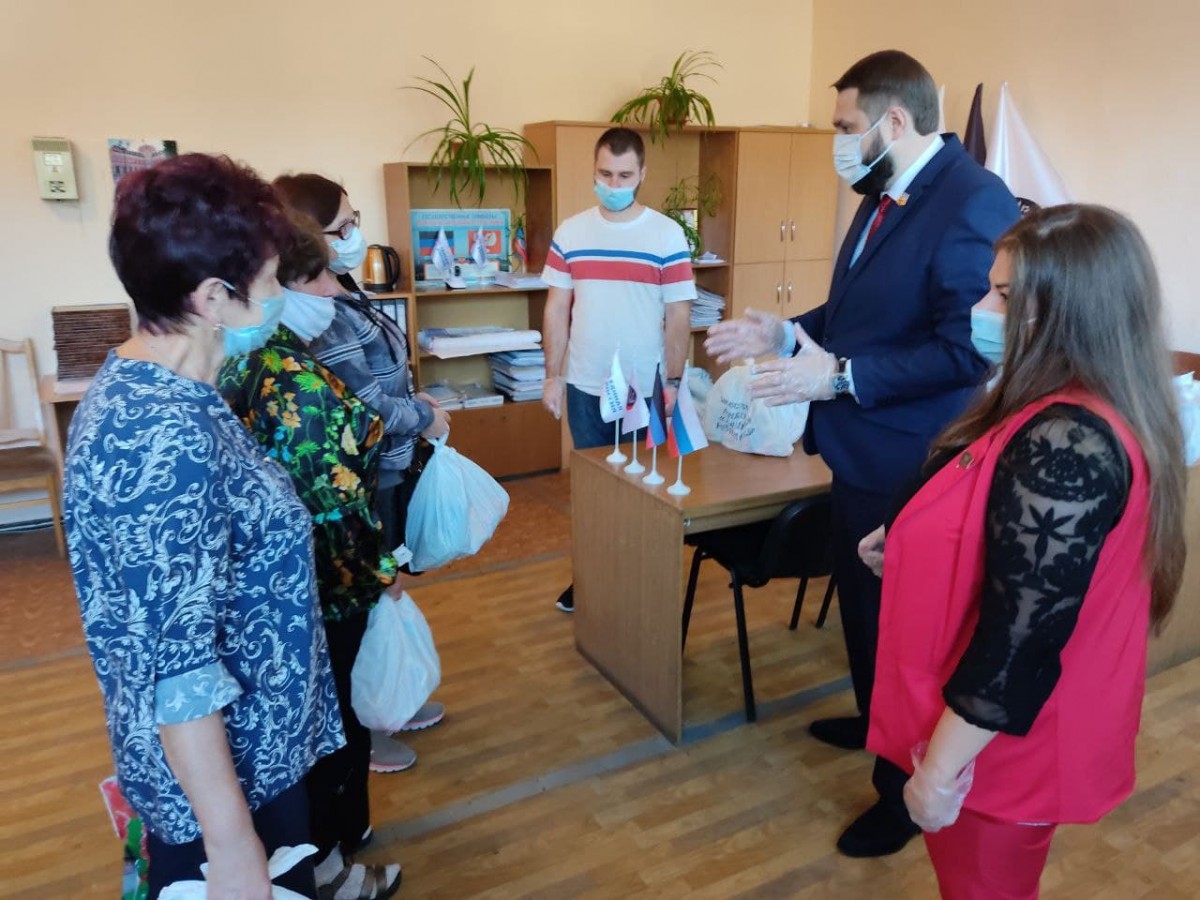 Жители Дебальцево получили поддержку от общественников