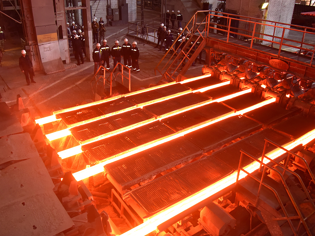 Комплексный запуск завершен: Денис Пушилин посетил возобновивший производственную деятельность Енакиевский металлургический завод