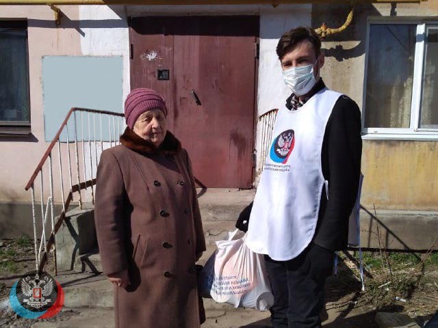 Макеевчане получили гуманитарную помощь от Оперативного штаба «ЗДОРОВОеДВИЖЕНИЕ»