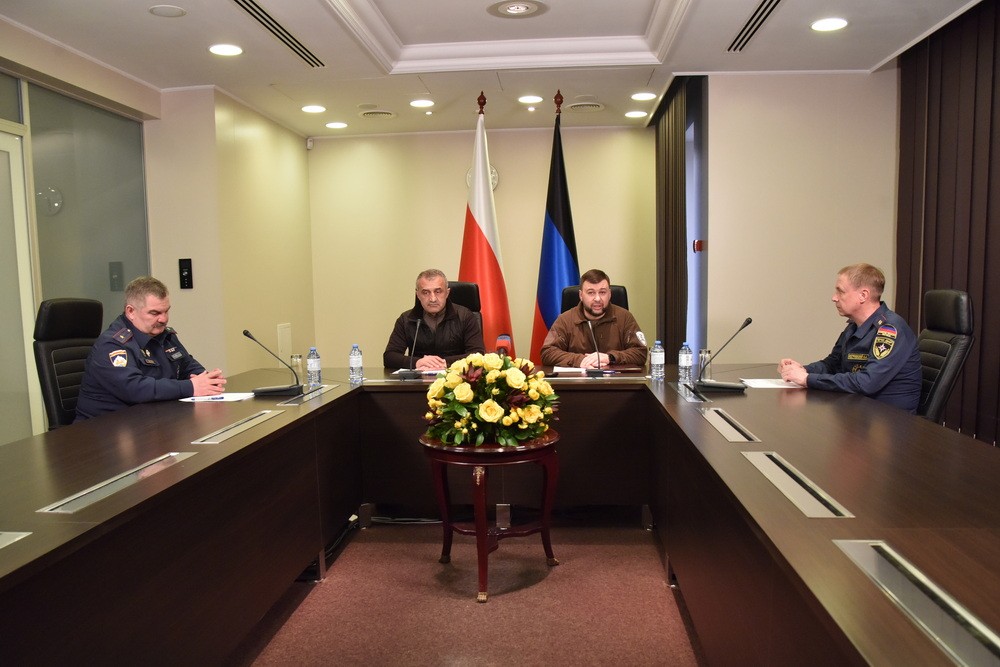Глава ДНР Денис Пушилин провел рабочую встречу с Президентом РЮО Анатолием Бибиловым
