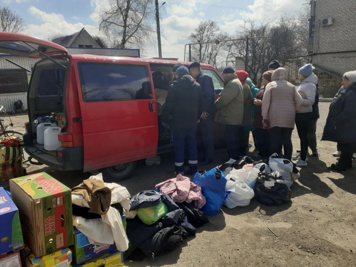 Гуманитарную помощь доставили жителям Волновахи