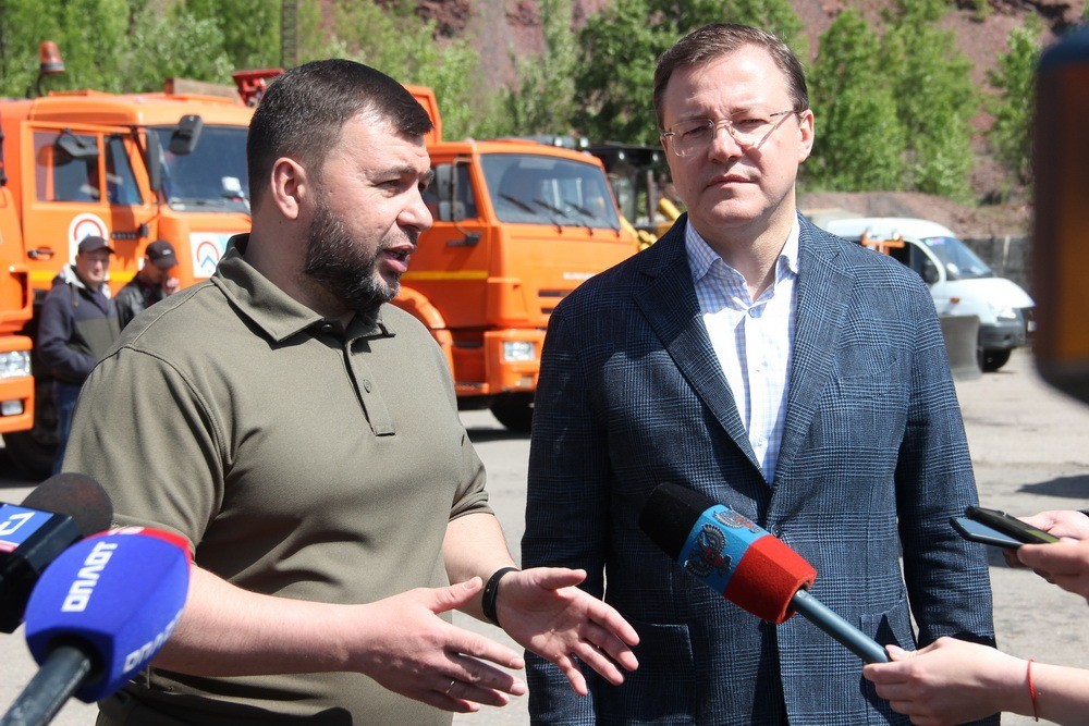 Денис Пушилин и Дмитрий Азаров рассказали о шефской помощи Самарской области городу Снежное