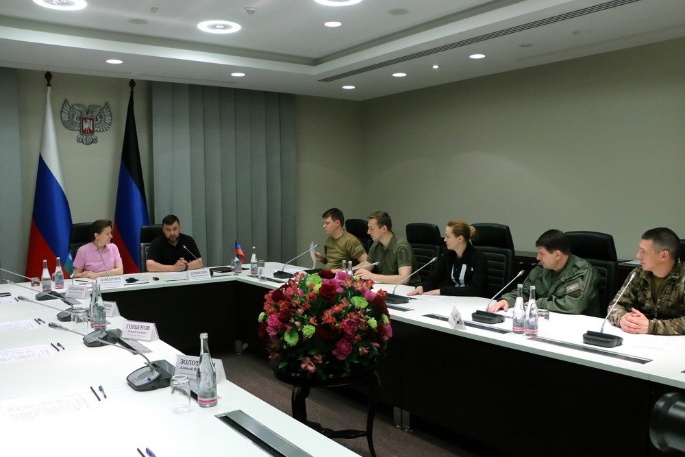 Денис Пушилин провел рабочую встречу с делегацией Ханты-Мансийского автономного округа – Югры