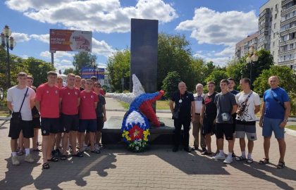 Юниорская сборная ДНР проведет в Орехово-Зуево празднично-исторический матч