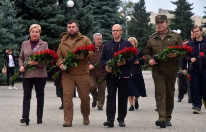 «Молодой гвардии» – 80 лет: Денис Пушилин принял участие в открытии восстановленного мемориала в честь юных краснодонцев-подпольщиков