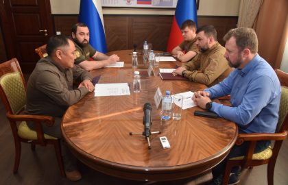 Денис Пушилин провел в Донецке встречу с Шолбаном Кара-оолом и Бийсултаном Хамзаевым