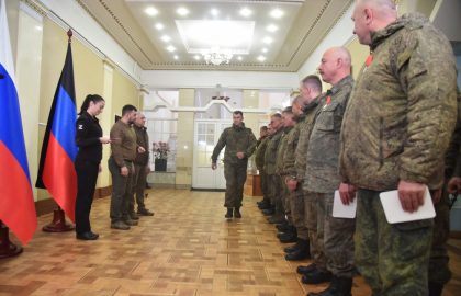 Денис Пушилин наградил бойцов из ЛНР, участвовавших в освобождении населенных пунктов ДНР