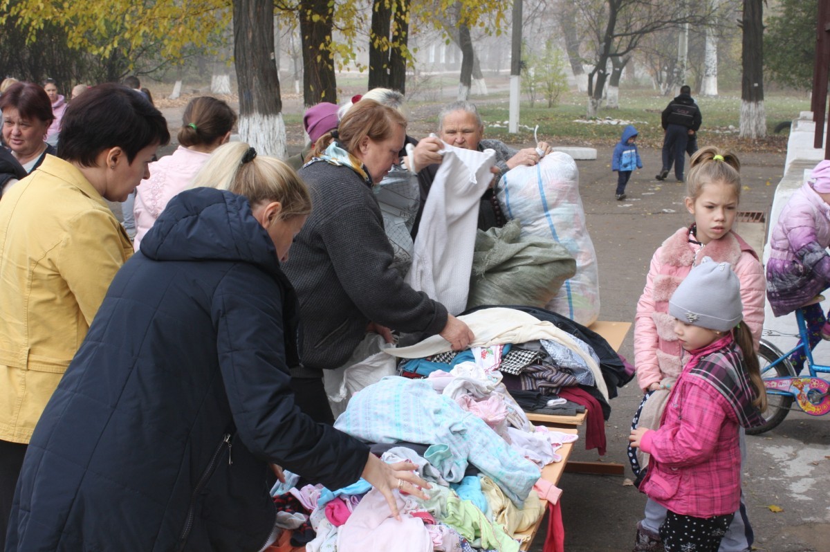 Общественный штаб по прифронтовым районам при ОД «ДР» оказал помощь семьям прифронтового поселка Горловки