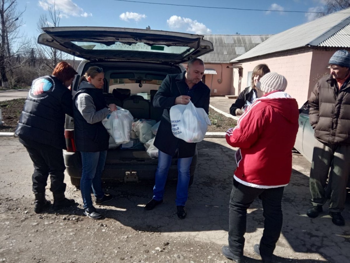 Жителям Ясиноватского района оказана первичная медицинская помощь