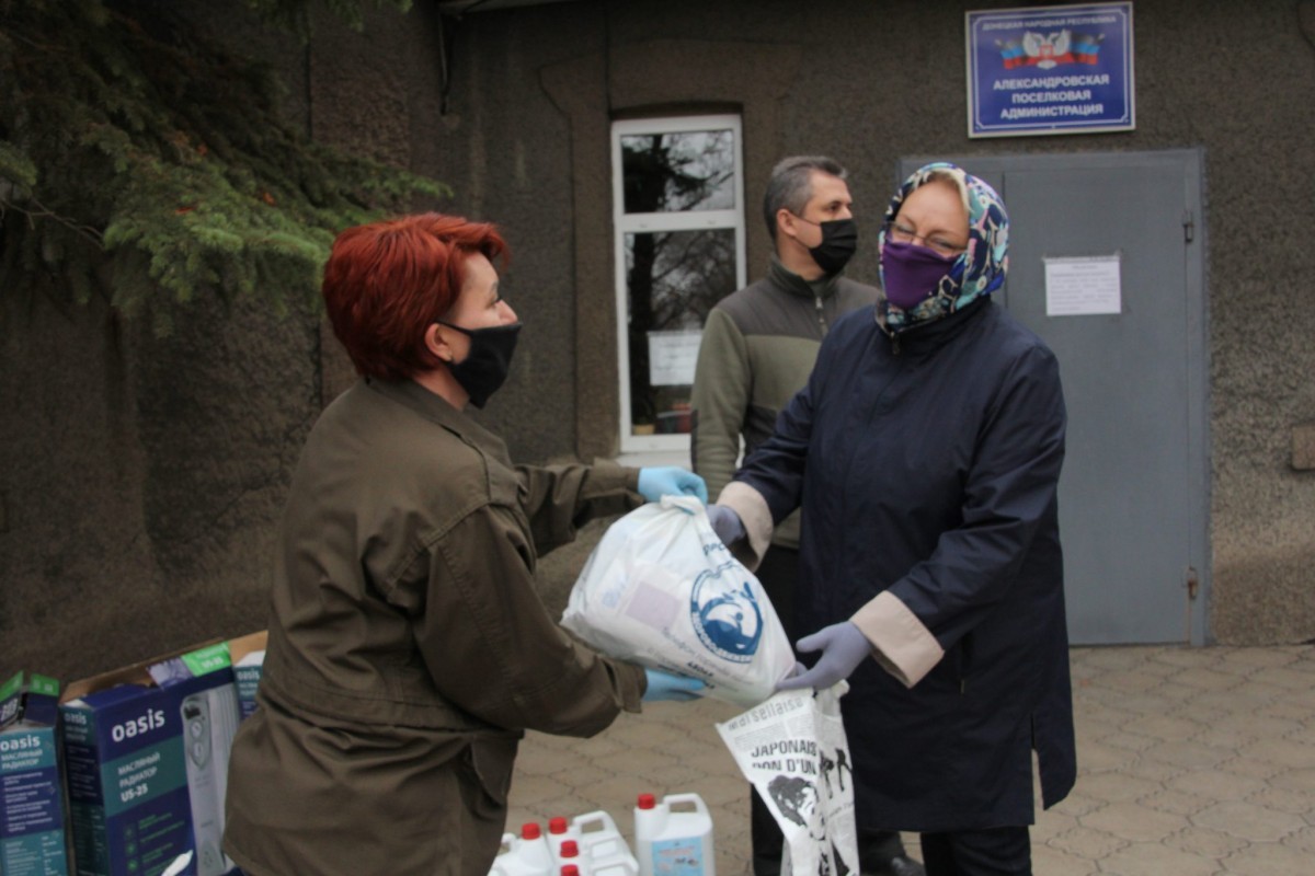 Оперативный штаб «ЗДОРОВОеДВИЖЕНИЕ» продолжает оказывать помощь жителям прифронтовых районов Донецка