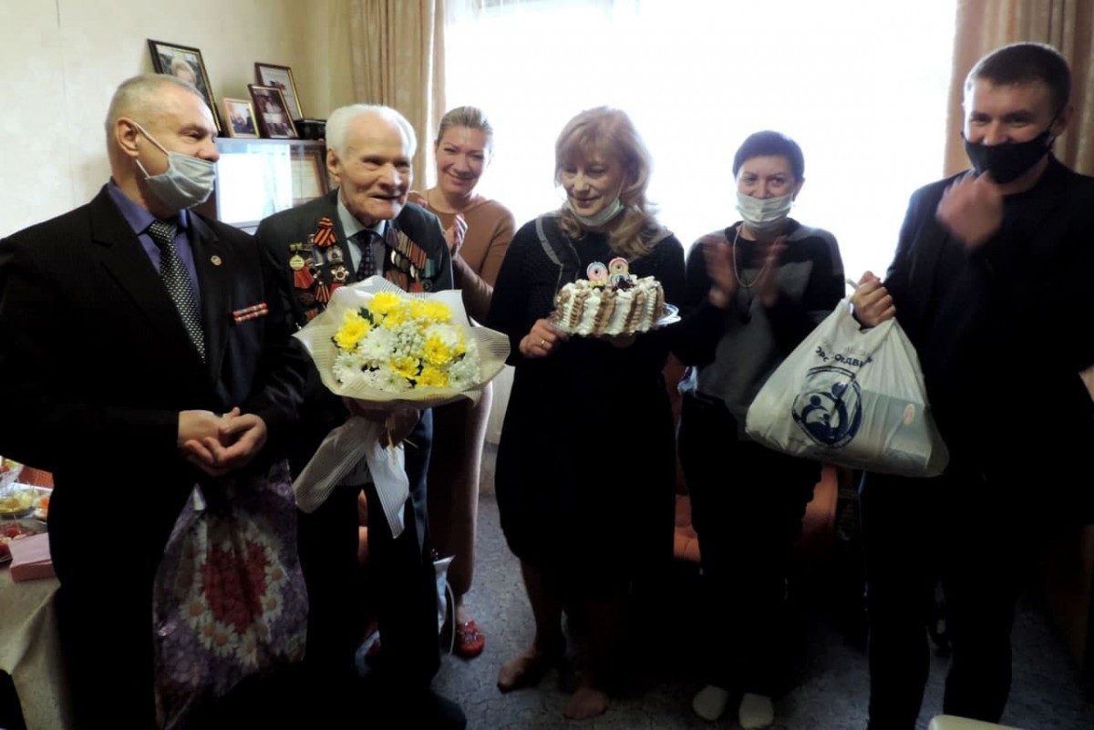 Свой 98-й день рождения отпраздновал участник боевых действий Великой Отечественной войны Сафин Гусман Ибрагимович