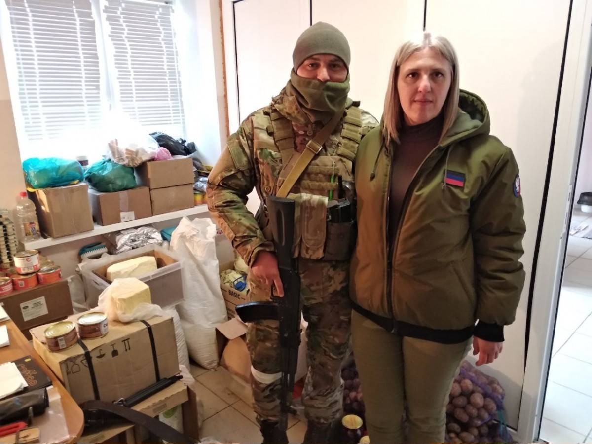 Общественники передали помощь бойцам ДНР и жителям прифронтовых районов