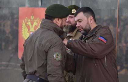 Денис Пушилин наградил чеченских бойцов, принимавших участие в освобождении Донбасса