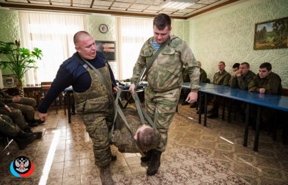 Главная задача – спасти жизнь бойцу! Курсы Тактической Медицины для военнослужащих ДНР продолжаются